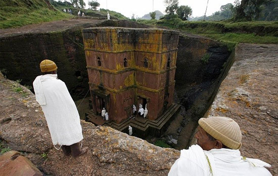 Picture 4 of The mysterious church built by 'angels' in Africa
