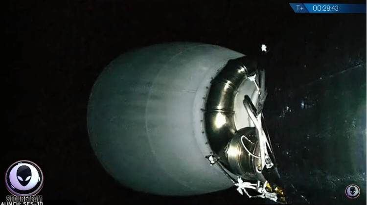 Picture 1 of The mysterious object caused the missile launch of SpaceX to be cut