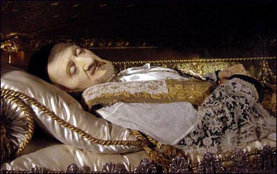 Picture 3 of The mysterious phenomenon of unbroken corpses