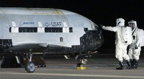 Picture 2 of The mysterious spacecraft X-37B has returned to Earth