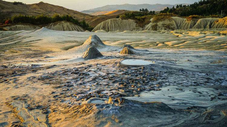 Picture 1 of The mystery behind the world's dirtiest volcano is finally decoded