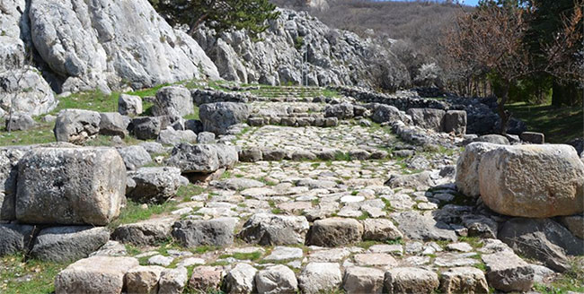 Picture 1 of The mystery of bronze-era sculptures in Turkey