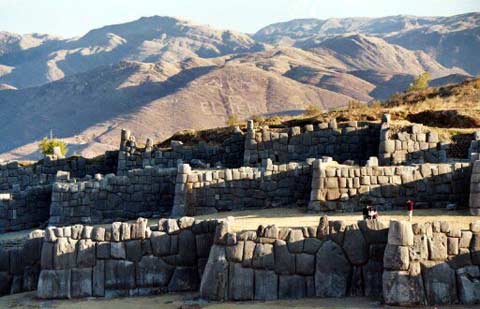 Picture 6 of The mystery of Sacsayhuaman and Tiahuanaco mysticism