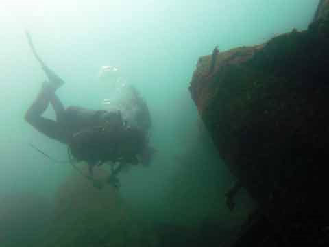 Picture 1 of The mystery of sunken ships in Vietnam: Under the ocean!