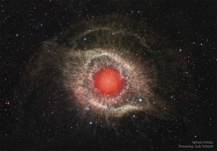 Picture 1 of The nebula is like a giant crimson eye in the universe
