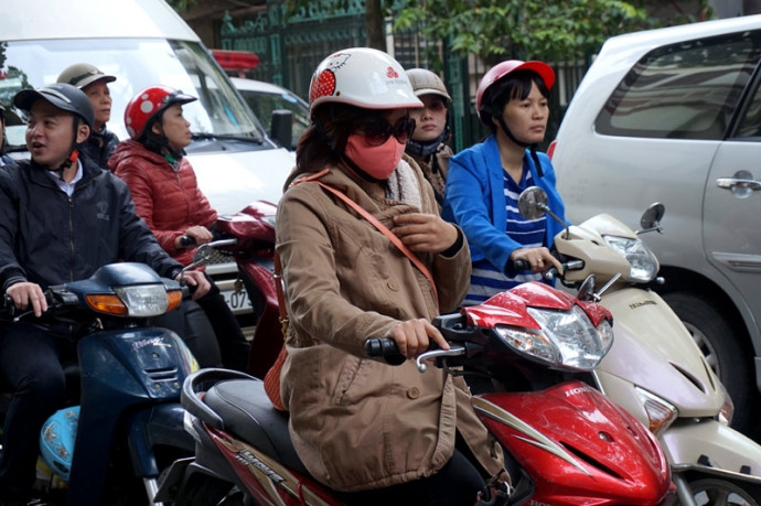 Picture 1 of The North continues to be cold, the Central and South Vietnam have heavy rain