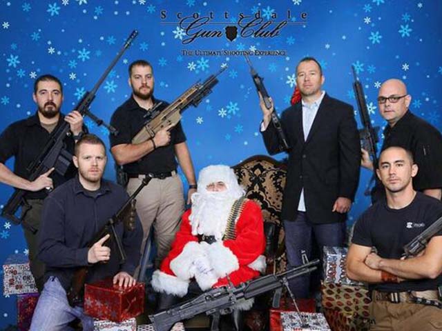 Picture 12 of The oddest Christmas conventions in the world