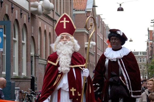 Picture 5 of The oddest Christmas conventions in the world