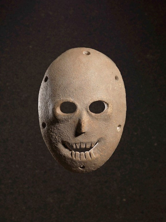 The oldest stone masks in the world