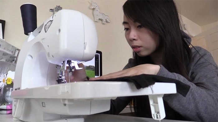 Picture 4 of The original Vietnamese girl made the world's first cheap bulletproof fashion jacket