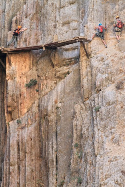 Picture 4 of The path of