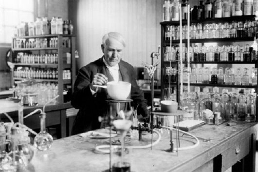 Picture 2 of <p>The 'phony' habit of geniuses in history</p>