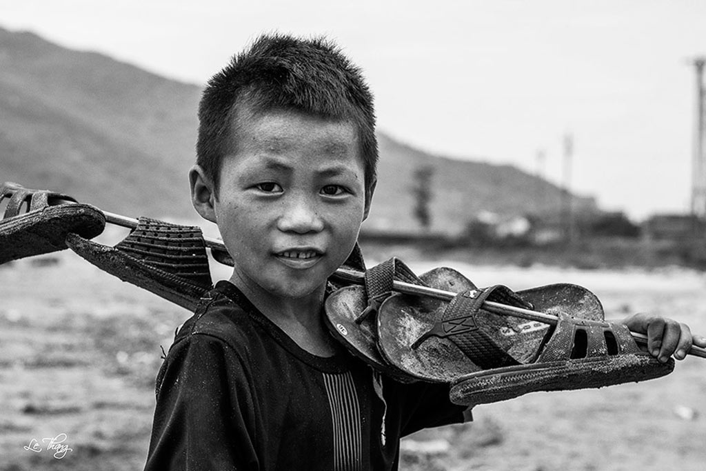 Picture 12 of The picture of innocent and clear childhood