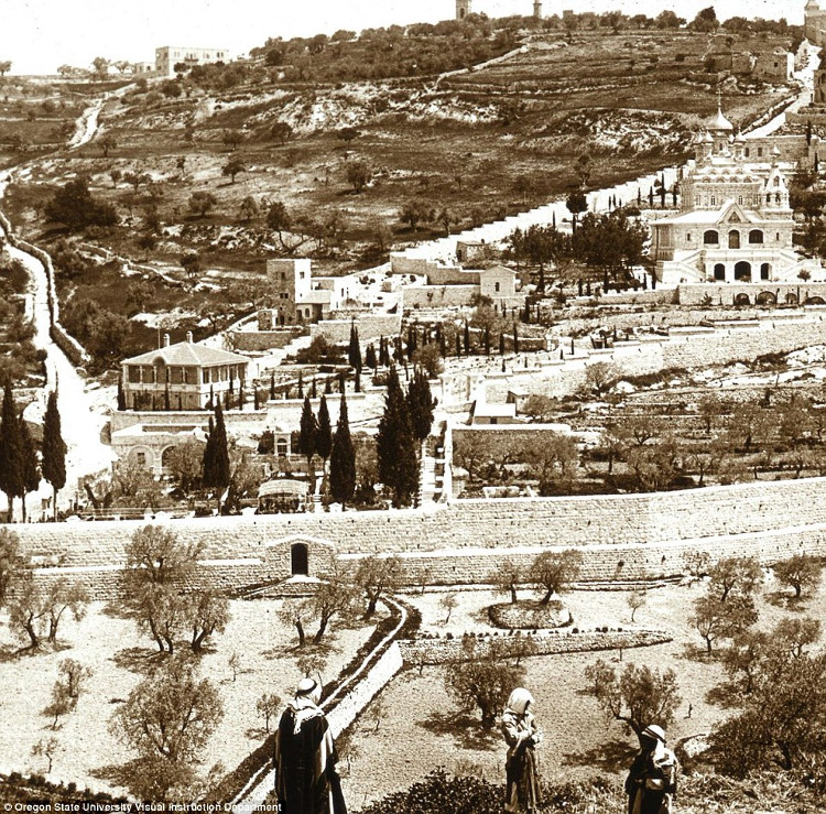 Picture 7 of The priceless image of the famous Holy land in history