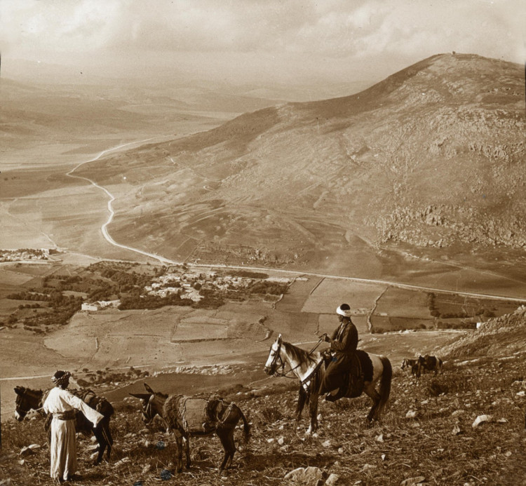 Picture 8 of The priceless image of the famous Holy land in history