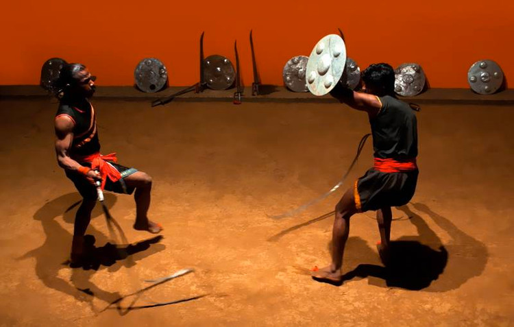 Picture 2 of The pure sword legend revives and dazzles with the duel of two martial artists