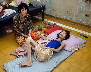 Picture 1 of The rate of women infected with HIV is increasing