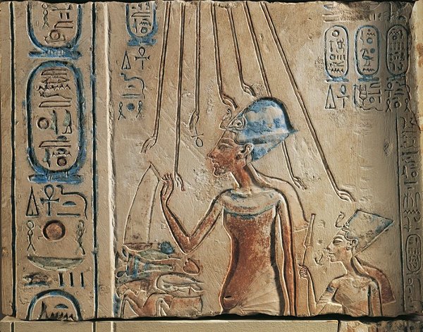 Picture 2 of The reason Nefertiti is considered the most beautiful queen in Egypt