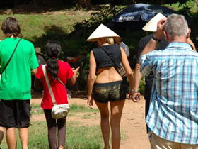 Picture 1 of The reason people go straight: It's too hot!