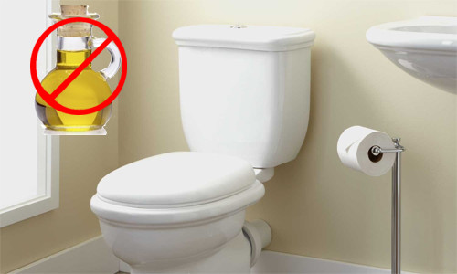 Picture 1 of The reason you should not put grease on the toilet