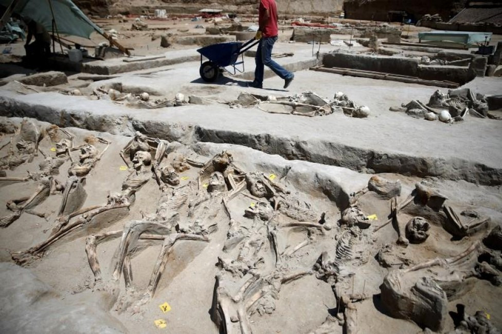 Picture 8 of The remains of the iron-clad army of the ancient Greek island army