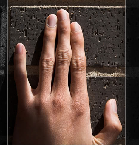 Picture 2 of The ring finger reveals the richness of men