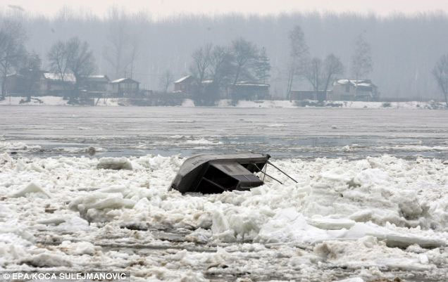 Picture 1 of The risk of floods devastates the Danube basin countries