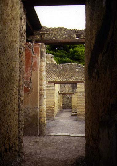Picture 2 of The Romans built houses according to astronomy