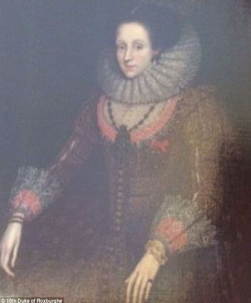 Picture 8 of The royal royal dress after 400 years on the seabed