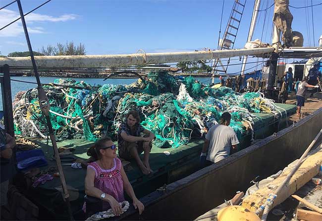Picture 3 of The salvage can be tons of horrible waste than plastic waste on the ocean floor