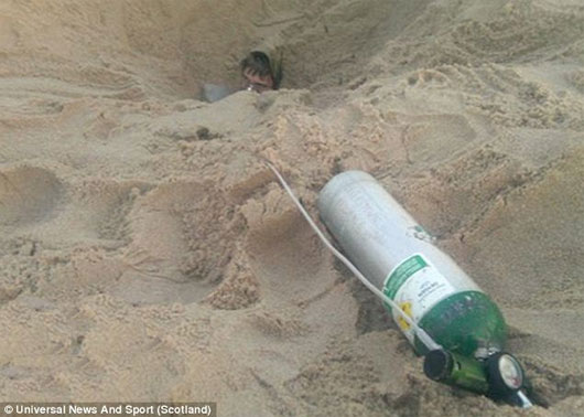 Picture 3 of The sand pit