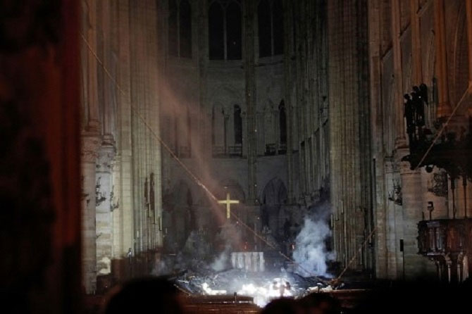 Picture 5 of The scene inside Notre Dame Cathedral after the fire