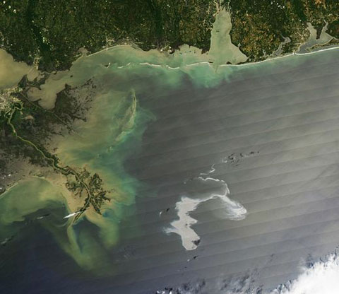 Picture 2 of The scene of oil spill from the universe