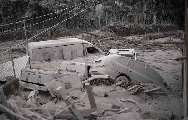 Picture 1 of The scene of the terrible volcanic eruption in Guatemala