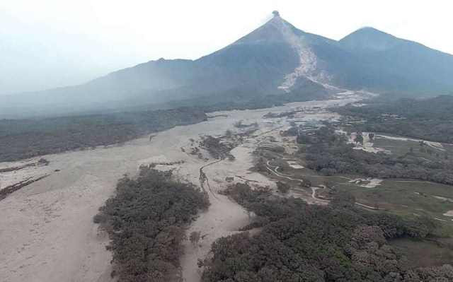 Picture 3 of The scene of the terrible volcanic eruption in Guatemala