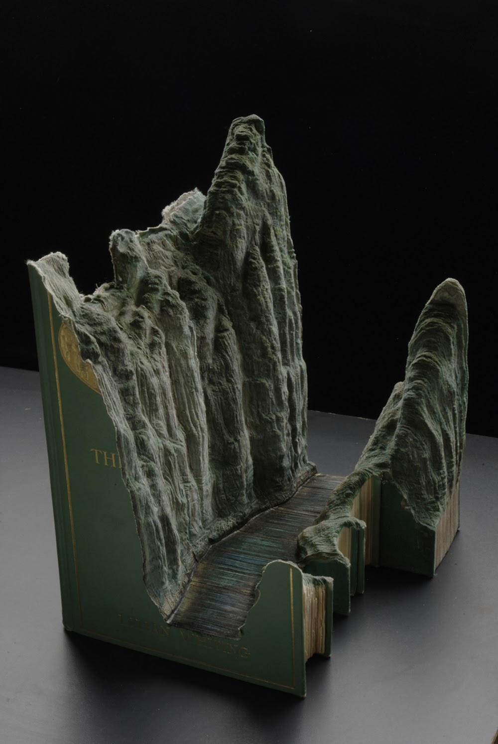 Picture 4 of The scenery is mesmerizing from ... old books