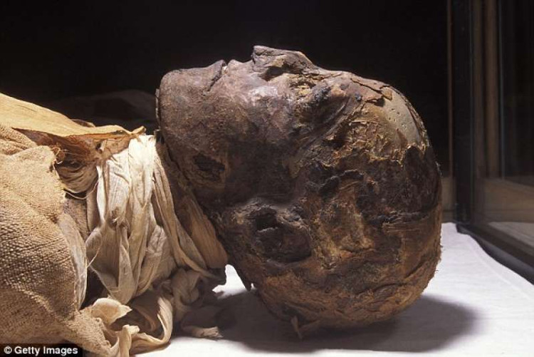 Picture 1 of The secret behind the death of the last Pharaoh