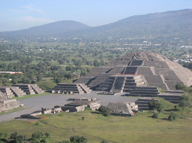 Picture 1 of The secret inside the Sun Pyramid