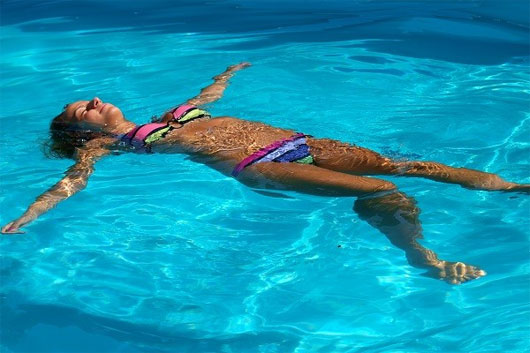 Picture 3 of The secret of swimming pool water contains toxins