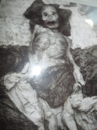 Picture 2 of The secret of the ancient tombs was unearthed in Vietnam