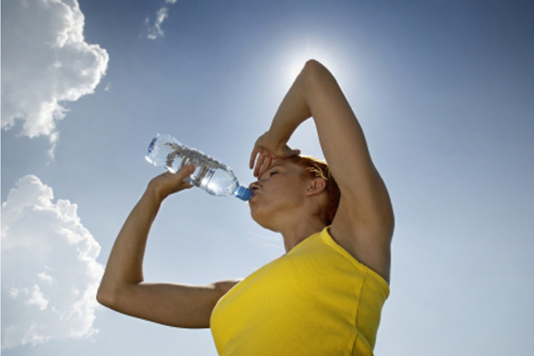 Picture 3 of The secret to health protection when working in the hot sun