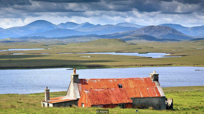 Picture 3 of The secret to helping this archipelago become the happiest place in the UK