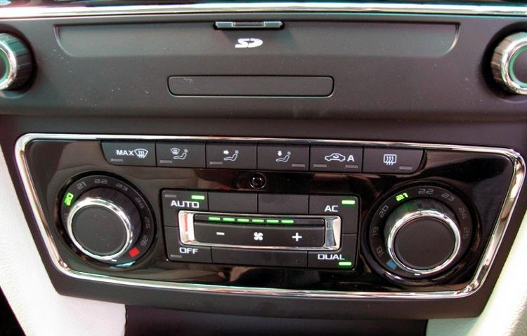 Picture 5 of The secret to taking care of cars in the hot and sunny season everyone needs to know