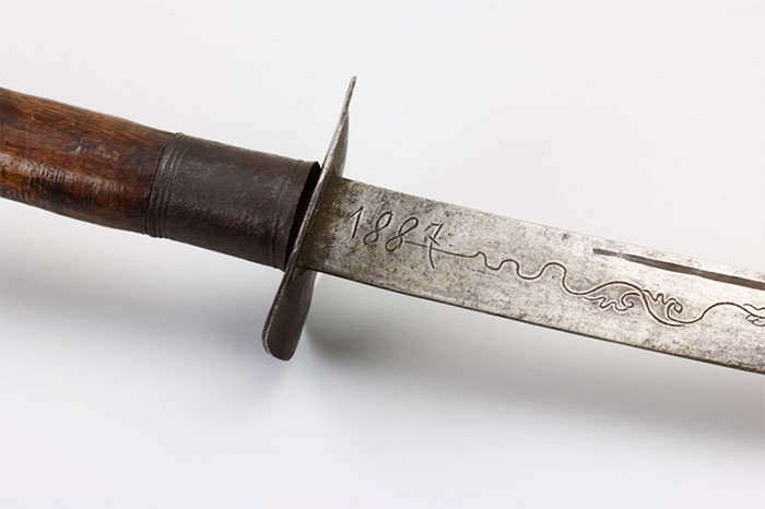 Picture 10 of The sharp and powerful swords of the Vietnamese people for a while