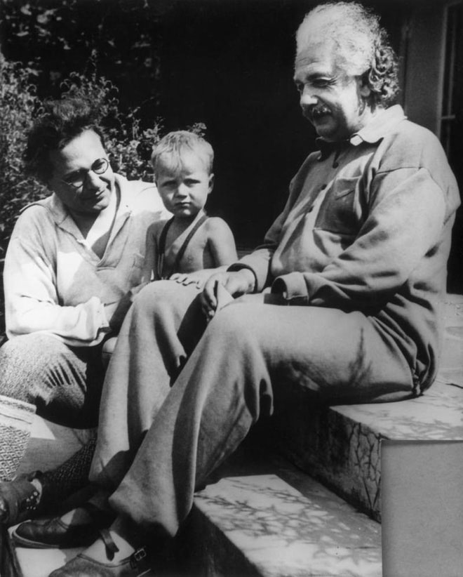 Picture 4 of The son carries the 'bad gene' of genius Albert Einstein