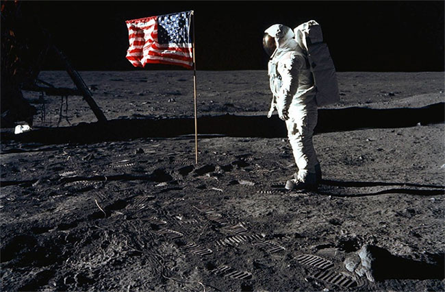 Picture 4 of The space elevator will connect Earth with the Moon