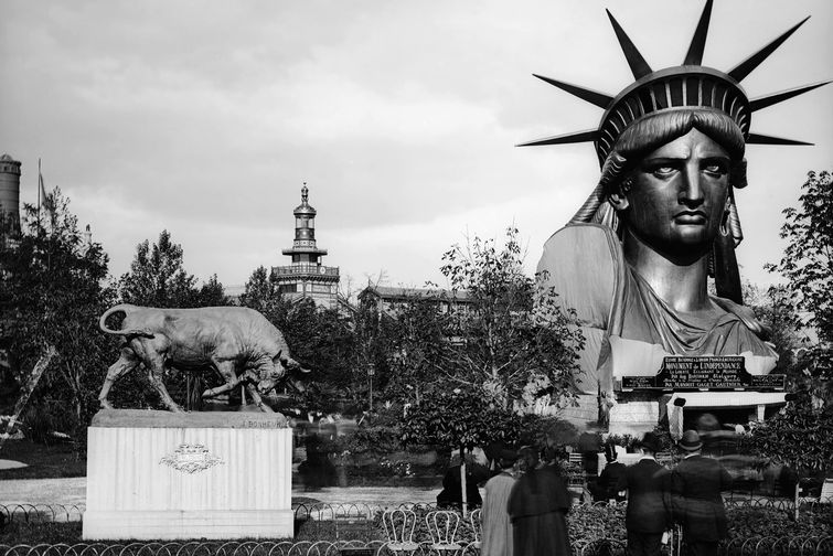 Picture 5 of The special status of a man whose face is the prototype of the Statue of Liberty