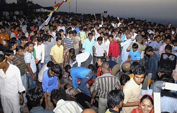 Picture 5 of The stampede caused great casualties in the world