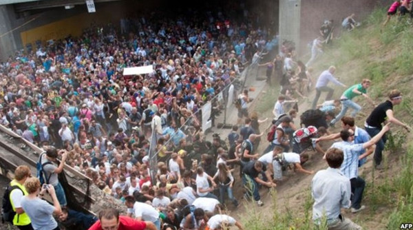 Picture 8 of The stampede caused great casualties in the world