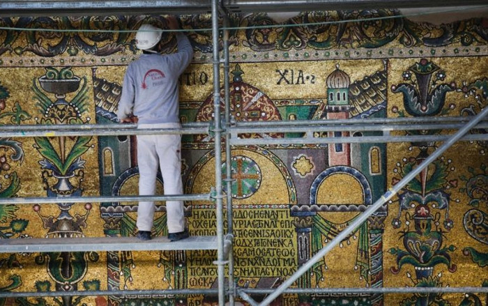 Picture 1 of The statue is hidden under the walls of the 1,600-year-old church